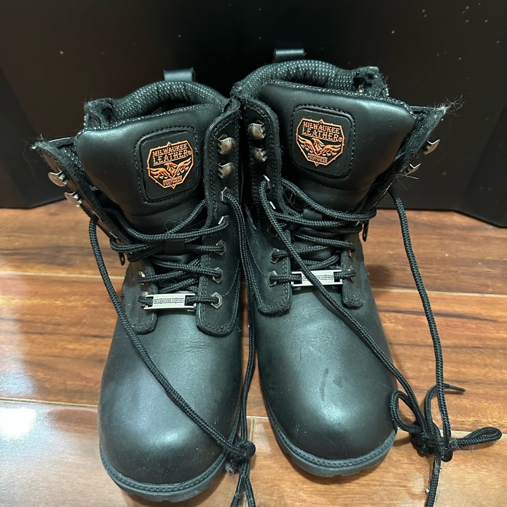 Milwaukee Black Leather Boots